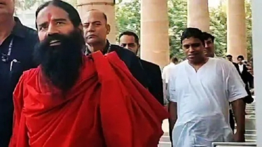 পতঞ্জলি নিয়ে ভালোই বিপদে পড়েছেন ভারতের যোগগুরু বাবা রামদেব