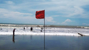 সমুদ্রবন্দরগুলোতে ৩ নম্বর স্থানীয় সতর্ক সংকেত বহাল