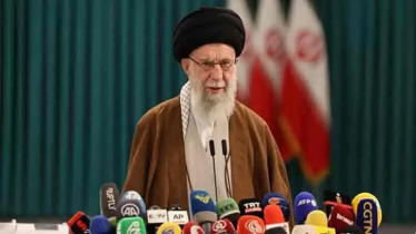 বিক্ষোভকারীরা ট্রাম্পকে খুশি করার চেষ্টা করছেন: ইরানের সর্বোচ্চ নেতা