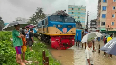 চট্টগ্রাম-কক্সবাজার ট্রেন চলাচল অনির্দিষ্টকালের জন্য বন্ধ