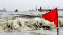 চার সমুদ্র বন্দরে ৩ নম্বর সতর্ক সংকেত