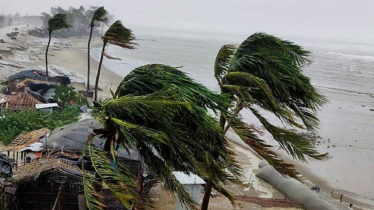 রাত ১ টার মধ্যে ঢাকাসহ ৩ অঞ্চলে ঝড়ের আভাস