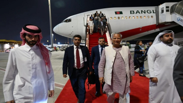 কাতারে ড. ইউনূসকে লাল গালিচা সংবর্ধনা