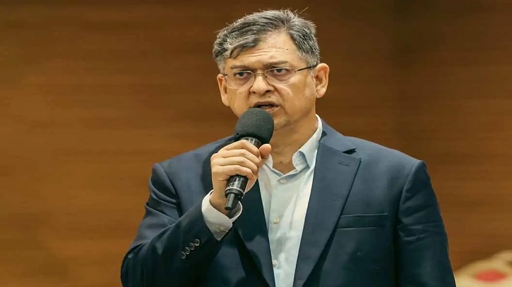 এভাবে রেফারিকে কখনও গোল দিতে দেখিনি, ঐকমত্য কমিশনকে সালাহউদ্দিন এভাবে রেফারিকে কখনও গোল দিতে দেখিনি, ঐকমত্য কমিশনকে সালাহউদ্দিন