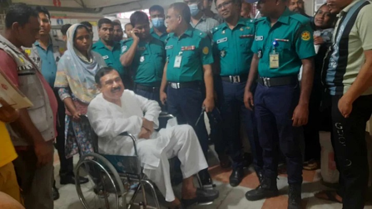 ডিবিতে জিজ্ঞাসাবাদে অসুস্থ শাজাহান খান, নেওয়া হলো ঢামেকে ডিবিতে জিজ্ঞাসাবাদে অসুস্থ শাজাহান খান, নেওয়া হলো ঢামেকে