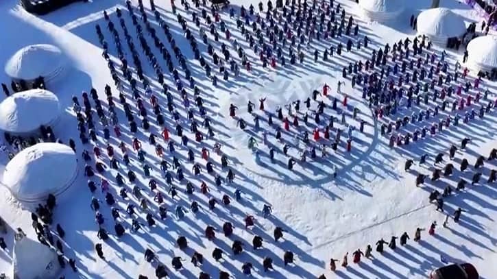 বরফ-তুষারের সম্পদে জ্বলে উঠছে চীনের শীতকালীন অর্থনীতি