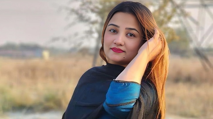 শেষ পর্যন্ত মারাই গেলেন অভিনেত্রী তানিন সুবহা শেষ পর্যন্ত মারাই গেলেন অভিনেত্রী তানিন সুবহা