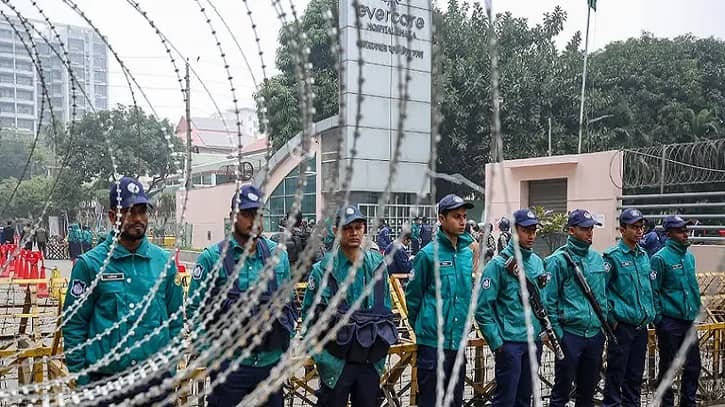 এভারকেয়ার হাসপাতাল এলাকায় নিরাপত্তা জোরদার