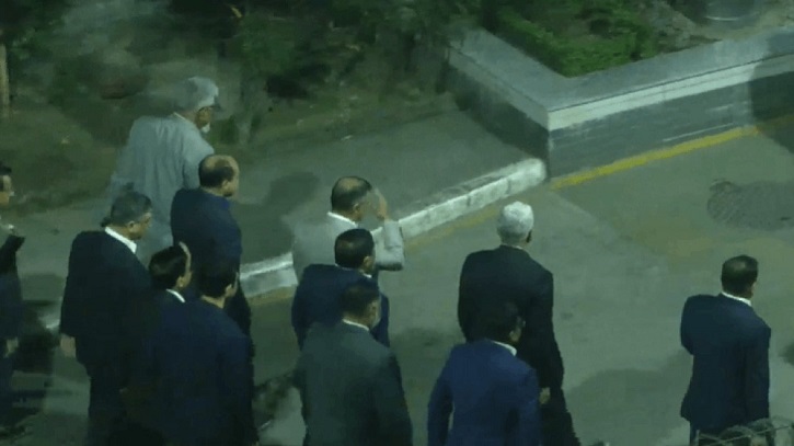 মাকে দেখতে এভারকেয়ার হাসপাতালে তারেক রহমান