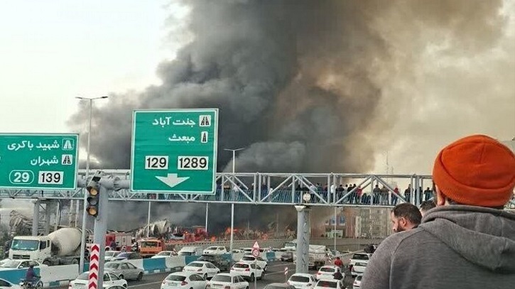 পশ্চিম তেহরানে ভয়াবহ অগ্নিকাণ্ড