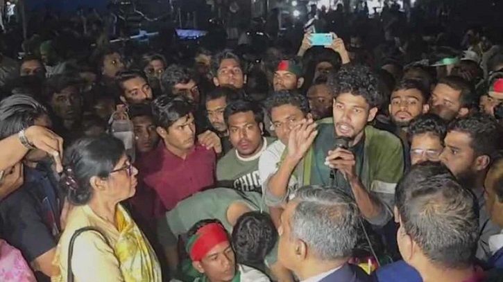 আমরণ অনশন ভাঙলেন তিতুমীর কলেজ শিক্ষার্থীরা, আন্দোলন প্রত্যাহার আমরণ অনশন ভাঙলেন তিতুমীর কলেজ শিক্ষার্থীরা, আন্দোলন প্রত্যাহার