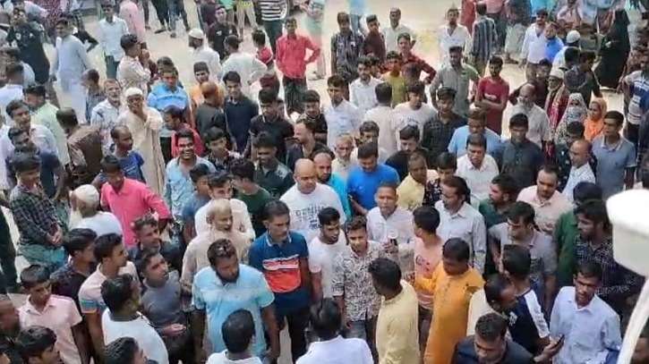 গাজীপুরের কালীগঞ্জে ইউএনও অফিসে হামলা, ভাঙচুর, আহত ৫ গাজীপুরের কালীগঞ্জে ইউএনও অফিসে হামলা, ভাঙচুর, আহত ৫