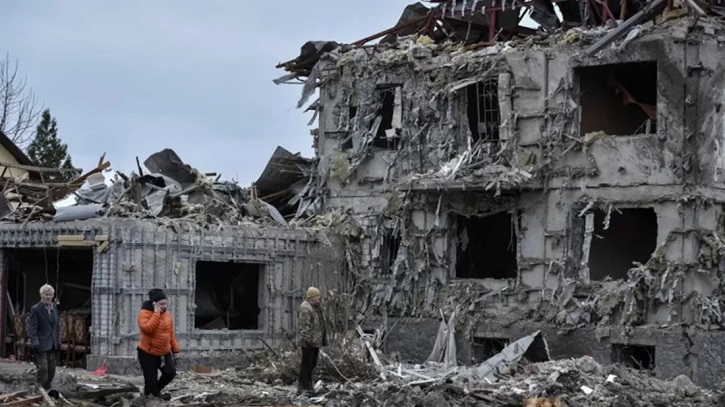 হাইপারসনিক ক্ষেপণাস্ত্র দিয়ে ইউক্রেনের স্থাপনায় রাশিয়ার হামলা