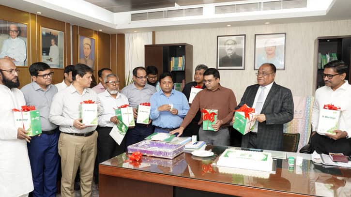 হামদর্দ’র নতুন হারবাল ওষুধ এইচ-মরিঙ্গা’র মোড়ক উন্মোচন হামদর্দ’র নতুন হারবাল ওষুধ এইচ-মরিঙ্গা’র মোড়ক উন্মোচন