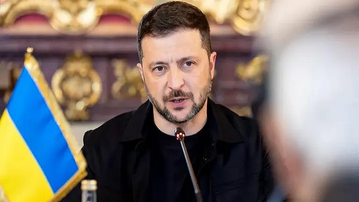 মার্কিন হামলা ইরানিদের জন্য ‘সরকার পরিবর্তনের সুযোগ’: জেলেনস্কি