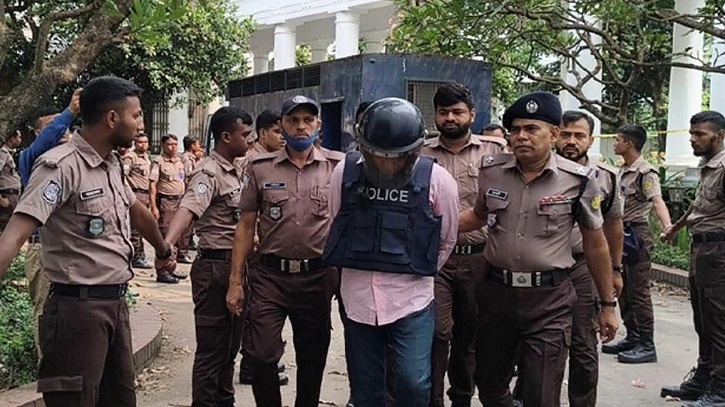 বিডিআর হত্যার ৪ প্রত্যক্ষদর্শীকে গুলি করে পেট চিরে বস্তায় বেঁধে নদীতে ফেলেন জিয়াউল আহসান বিডিআর হত্যার ৪ প্রত্যক্ষদর্শীকে গুলি করে পেট চিরে বস্তায় বেঁধে নদীতে ফেলেন জিয়াউল আহসান