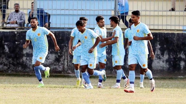 আবাহনীর জয়ের হাসি আবাহনীর জয়ের হাসি