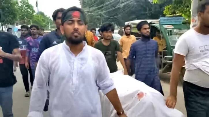 রংপুরে কোটা আন্দোলনকারী এক শিক্ষার্থী নিহত রংপুরে কোটা আন্দোলনকারী এক শিক্ষার্থী নিহত