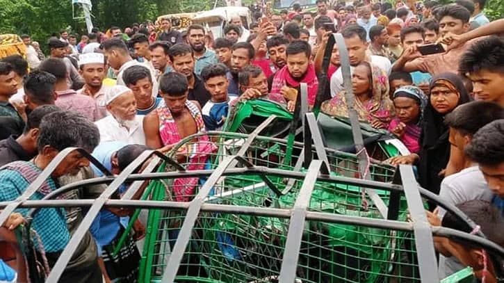 আড়াইহাজারে ট্রাক-অটোরিকশা সংঘর্ষ, নিহত ৪