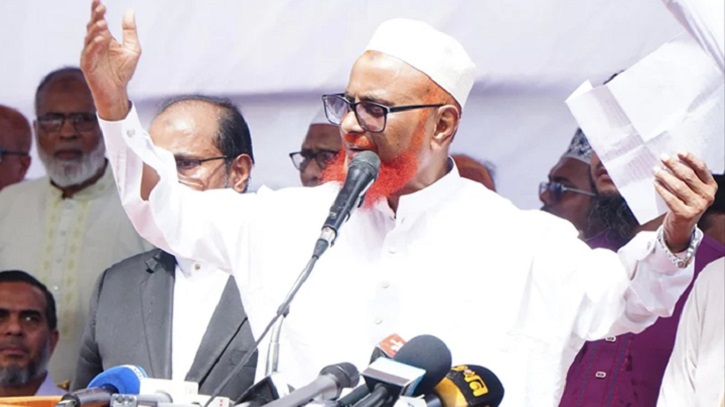 শেখের বেটি পালায় কিন্তু জামায়াত পালায় না: এটিএম আজহারুল ইসলাম শেখের বেটি পালায় কিন্তু জামায়াত পালায় না: এটিএম আজহারুল ইসলাম