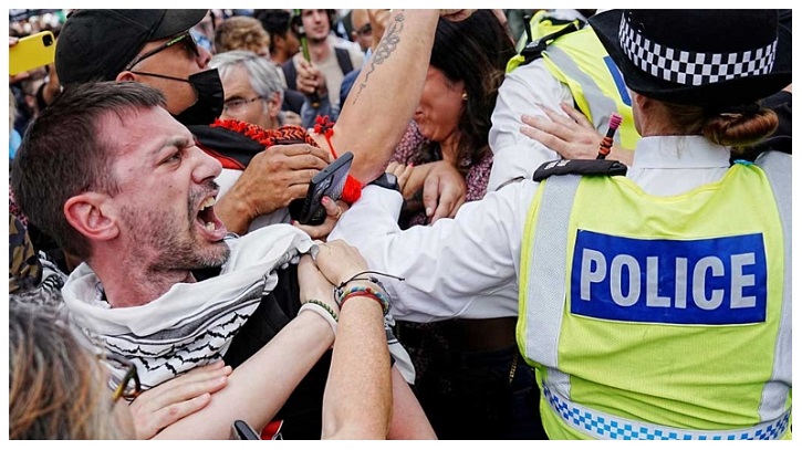 ‘আমি গণহত্যার বিরোধিতা করি’, লন্ডনে ফিলিস্তিনপন্থী বিক্ষোভে ৯০ জন গ্রেপ্তার