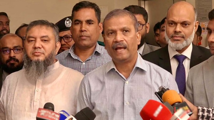 সরকার ফেব্রুয়ারির প্রথমার্ধে নির্বাচন আয়োজনে বদ্ধপরিকর: আসিফ নজরুল