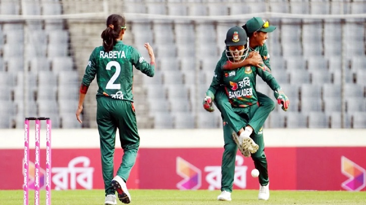 আয়ারল্যান্ডকে ১৫৪ রানে বিশাল ব্যবাধানে হারিয়ে বাংলাদেশের রেকর্ড আয়ারল্যান্ডকে ১৫৪ রানে বিশাল ব্যবাধানে হারিয়ে বাংলাদেশের রেকর্ড