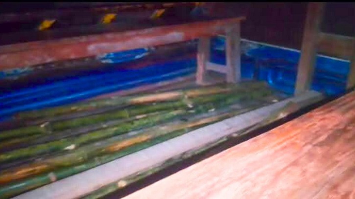 ভোটকেন্দ্রের পাশে জামায়াত নেতার বাড়ি থেকে ২০০ লাঠি উদ্ধার