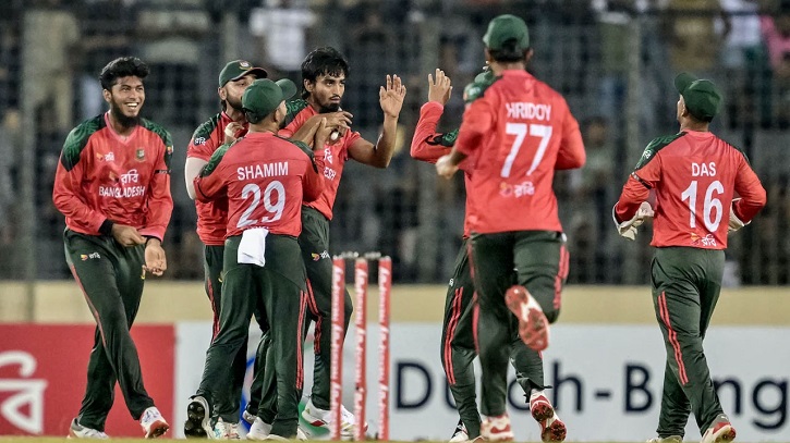 পাকিস্তানের বিপক্ষে প্রথমবার টি-টোয়েন্টি সিরিজ জিতল বাংলাদেশ পাকিস্তানের বিপক্ষে প্রথমবার টি-টোয়েন্টি সিরিজ জিতল বাংলাদেশ