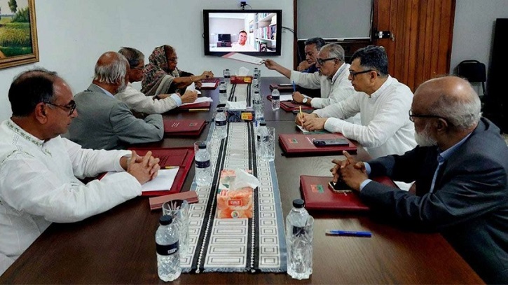 বিএনপির জরুরি বৈঠক শুরু