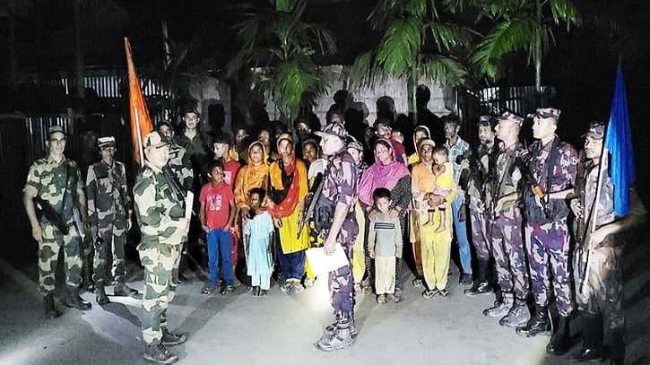 দিল্লিতে গিয়ে আটক ২৪ বাংলাদেশিকে ফেরত দিল বিএসএফ দিল্লিতে গিয়ে আটক ২৪ বাংলাদেশিকে ফেরত দিল বিএসএফ