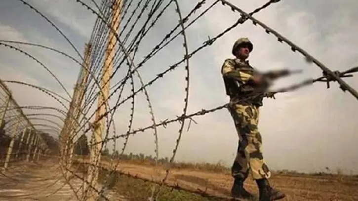 পাটগ্রাম সীমান্ত থেকে ২ বাংলাদেশিকে ধরে নিয়ে গেল বিএসএফ পাটগ্রাম সীমান্ত থেকে ২ বাংলাদেশিকে ধরে নিয়ে গেল বিএসএফ
