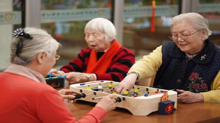 চীনের মানুষের গড় আয়ু বেড়ে এখন ৭৯ বছর ৩ মাস 