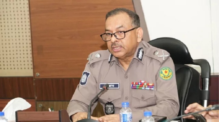 আন্দোলনকারীদের ধৈর্য ধরার আহ্বান ডিএমপি কমিশনারের