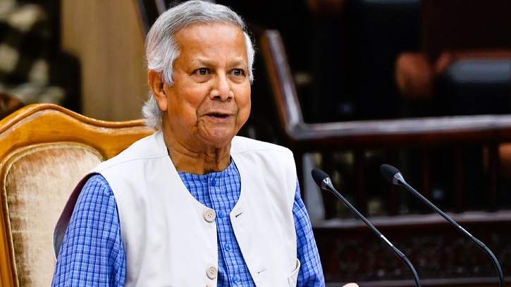 সব মেনে গর্তের মধ্যে ঢুকে গেলে পরিবর্তন আসবে না: প্রধান উপদেষ্টা সব মেনে গর্তের মধ্যে ঢুকে গেলে পরিবর্তন আসবে না: প্রধান উপদেষ্টা