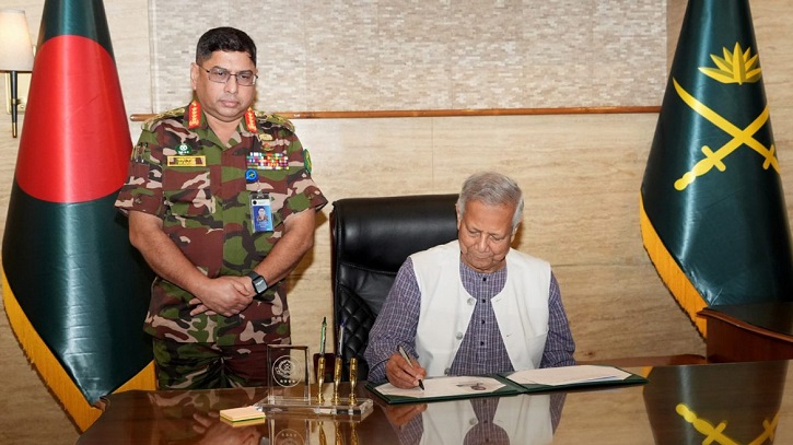 দেশের জন্য সেনাবাহিনী গুরুত্বপূর্ণ অবদান রাখছে দেশের জন্য সেনাবাহিনী গুরুত্বপূর্ণ অবদান রাখছে