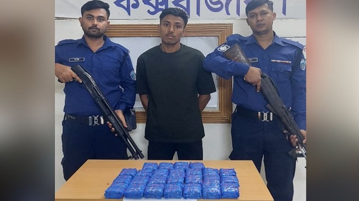 মুরগির খামারে মিললো ৫০ হাজার পিস ইয়াবা