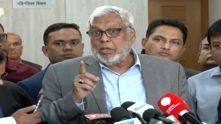 বেতন বাড়ানোর সিদ্ধান্ত অন্তর্বর্তী সরকার নেবে না: উপদেষ্টা 