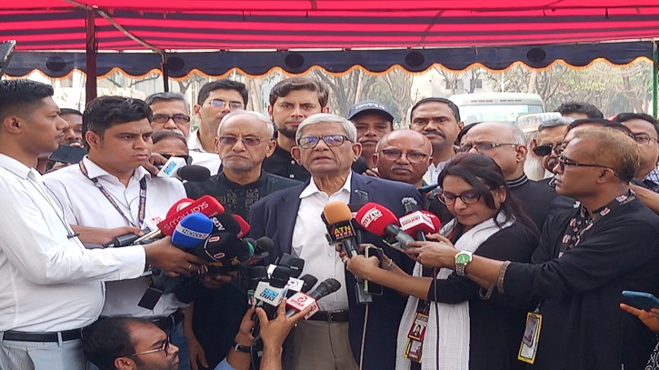 দেশকে দুর্বল করতেই ৫৭ চৌকস সেনাকে হত্যা করা হয়: ফখরুল 