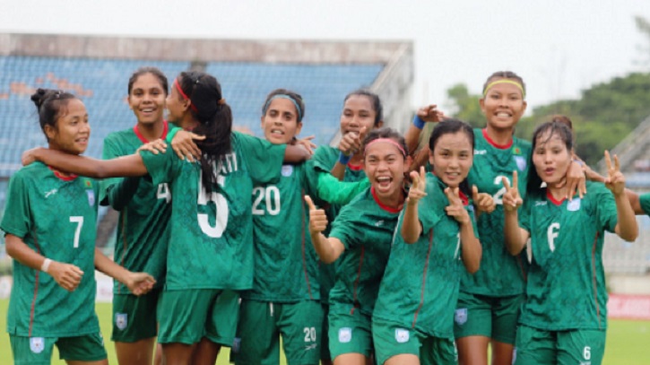 ৫০ লাখ টাকা পাচ্ছে নারী ফুটবল দল, হকি পাবে ২১ লাখ ৫০ লাখ টাকা পাচ্ছে নারী ফুটবল দল, হকি পাবে ২১ লাখ