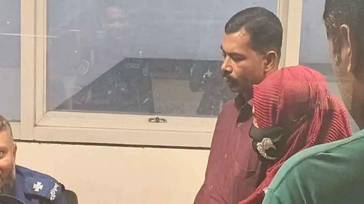 মেট্রোরেলে গাঁজার বড় চালানসহ ধরা পড়লেন নারী-পুরুষ