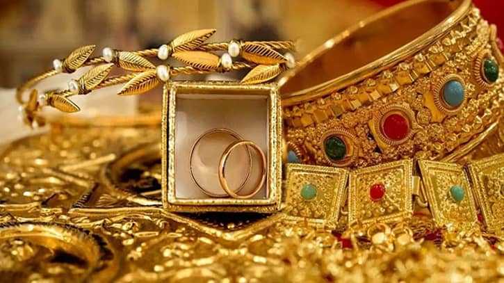টানা চার দফা পতনের পর আবার বাড়ল স্বর্ণের দাম টানা চার দফা পতনের পর আবার বাড়ল স্বর্ণের দাম
