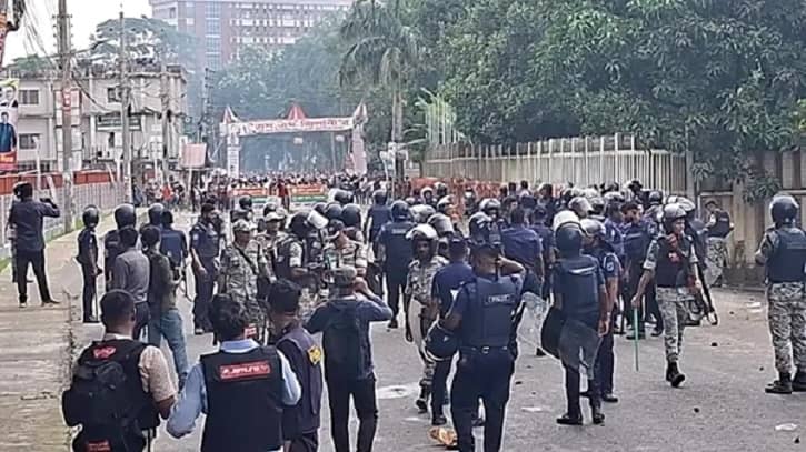 গোপালগঞ্জে এনসিপি সমাবেশকে কেন্দ্র করে সংঘর্ষ-গুলি নিহত ৪