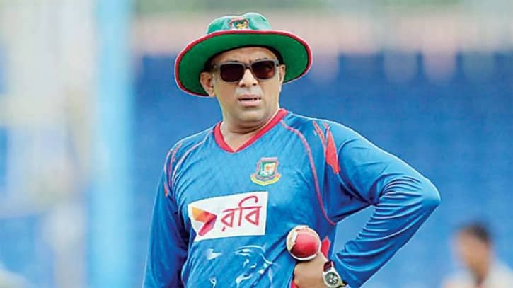 গুজব উড়িয়ে বাংলাদেশে ফিরছেন হাথুরুসিংহে গুজব উড়িয়ে বাংলাদেশে ফিরছেন হাথুরুসিংহে