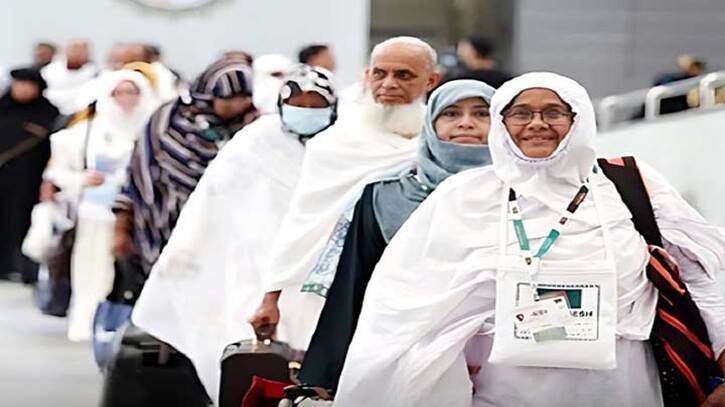 হাজিরা ফেরত পাচ্ছেন ৪৯ কোটি টাকা হাজিরা ফেরত পাচ্ছেন ৪৯ কোটি টাকা