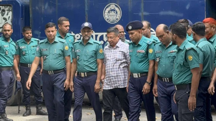 এই প্রথম রাজসাক্ষী হিসেবে ট্রাইব্যুনালে সাবেক আইজিপি মামুন এই প্রথম রাজসাক্ষী হিসেবে ট্রাইব্যুনালে সাবেক আইজিপি মামুন