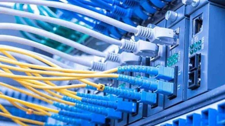 ইন্টারনেটে সাম্প্রদায়িক বিদ্বেষ ছড়ালে ৫ বছর কারাদণ্ড ও ৯৯ কোটি টাকা জরিমানা