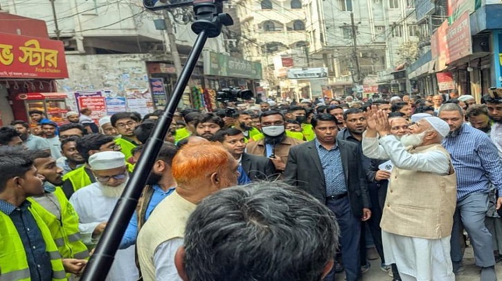 অতীত নিয়ে আমরা আর কামড়াকামড়ি করতে চাই না: জামায়াত আমির