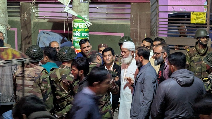 রাজধানীর মিরপুরে জামায়াত-বিএনপি সংঘর্ষে আহত ১৬ 