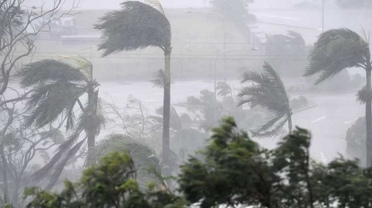 রাতে ৬০ কিলোমিটার বেগে ঝড় হবে যেসব জেলায়